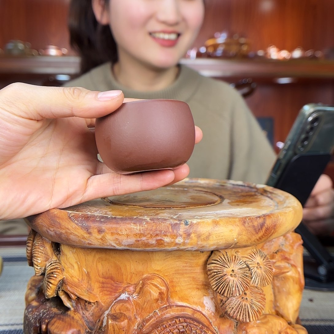 紫砂茶杯一壶李紫砂