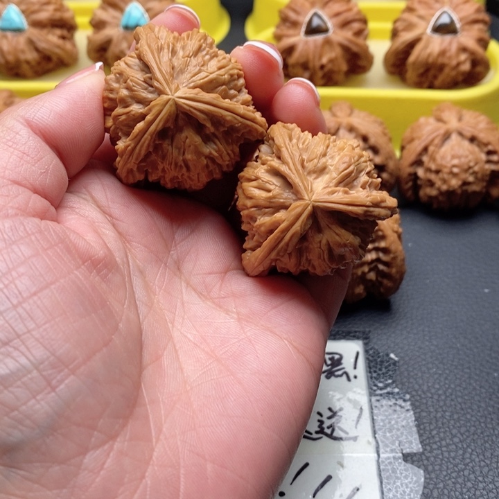 宝***39尺拼接白奔工艺品