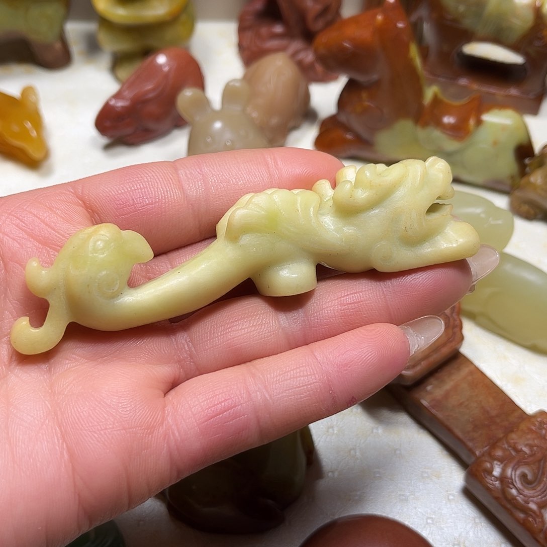 白玉菩提吊坠白玉菩提吊坠