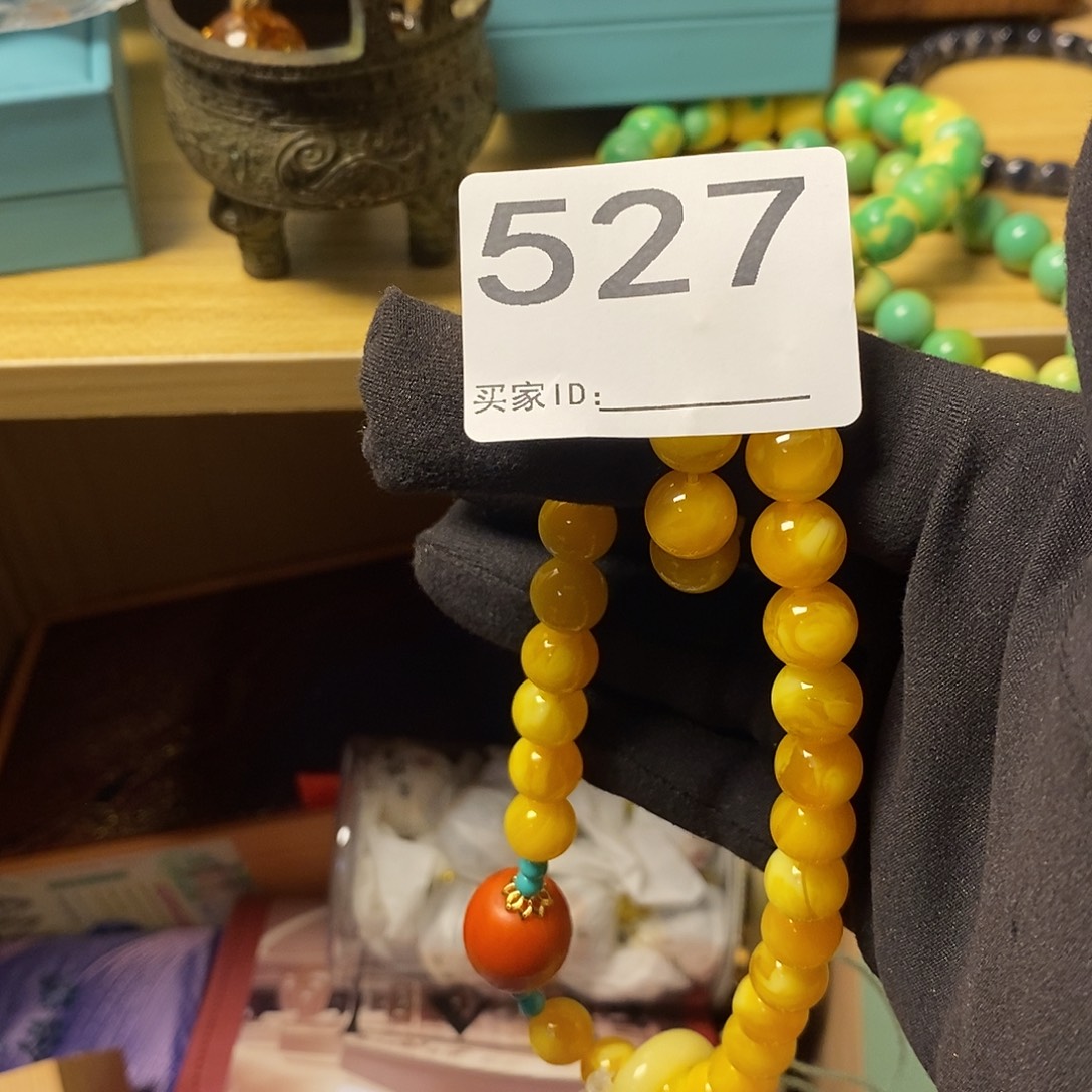 缪***缪Dfghhjjjjjurrfbb527