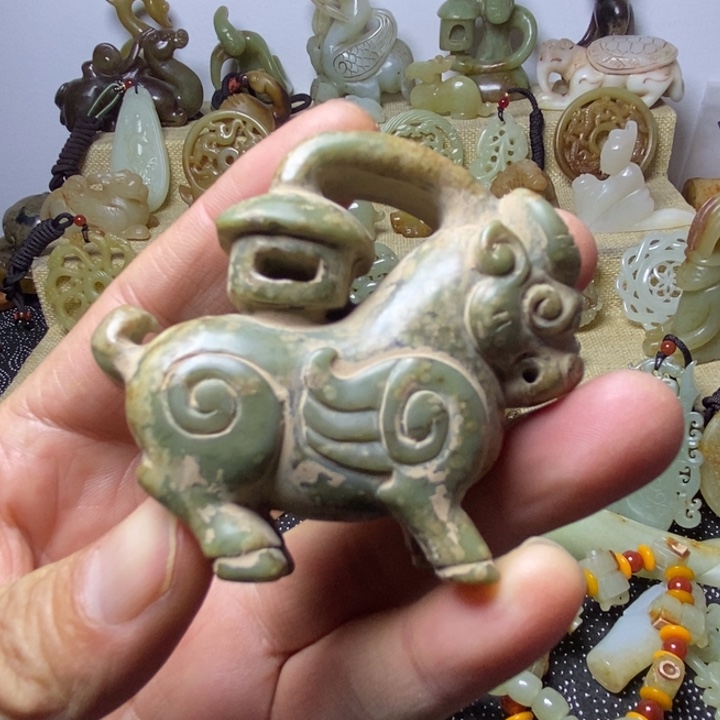 和田玉挂件未镶嵌