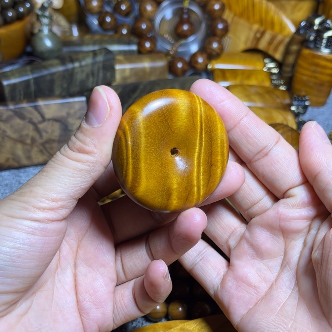 金丝楠平安扣花纹