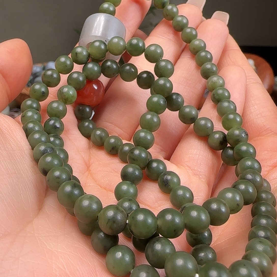 和田玉珠子未镶嵌晟*?