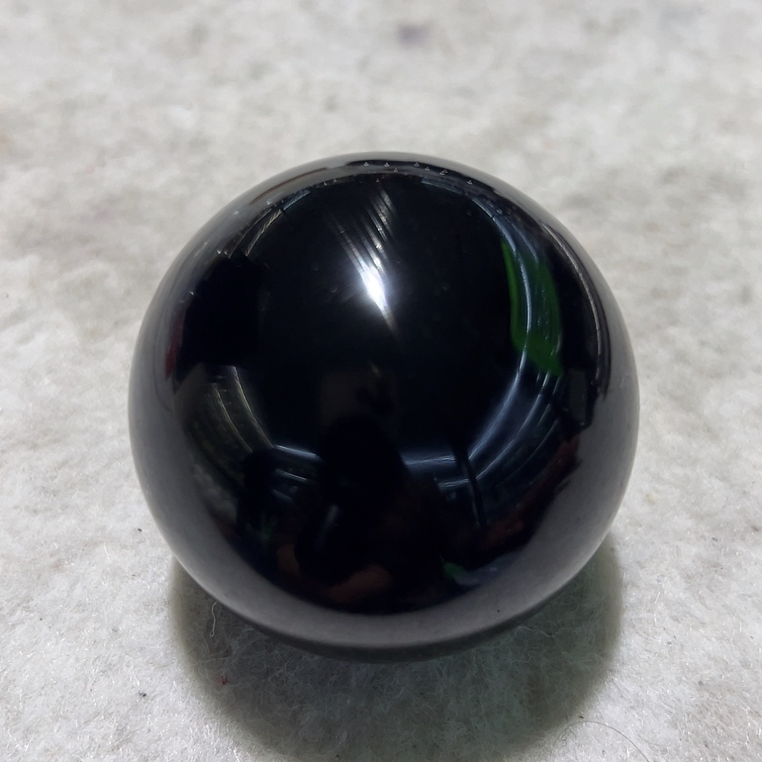 B***娜水晶未镶嵌珠宝半成品