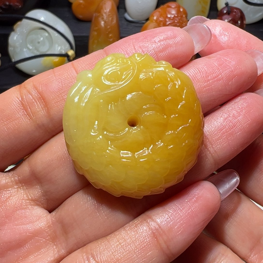 和田玉挂件未镶嵌