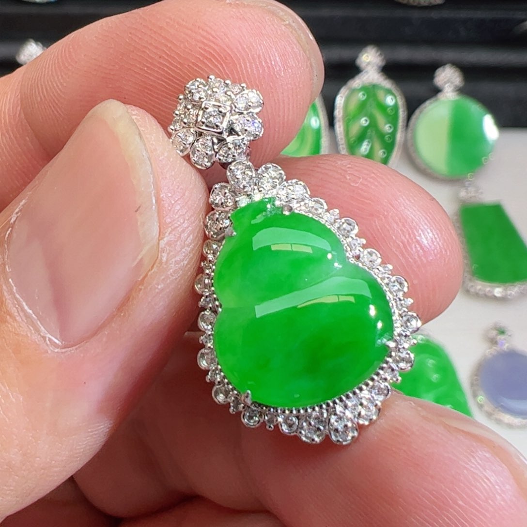 翡翠18K金镶嵌吊坠(不含链)