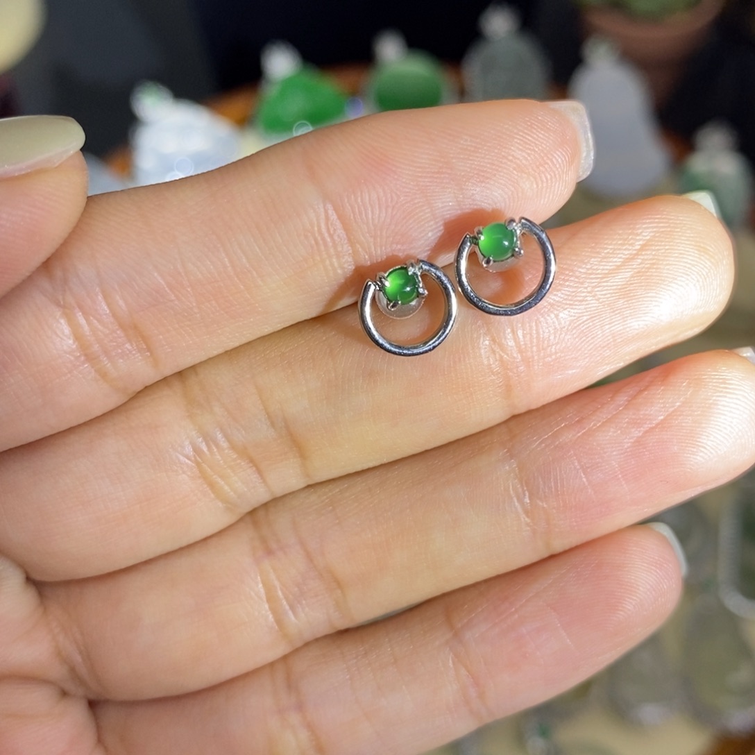 翡翠颈饰银S925镶嵌A货翡翠