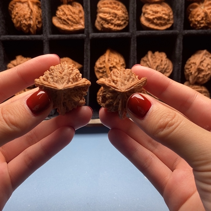 文玩核桃吊坠38.1.1