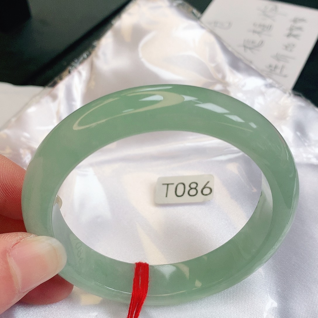 【闪购商品】翡翠手镯未镶嵌缅甸天然a货翡翠