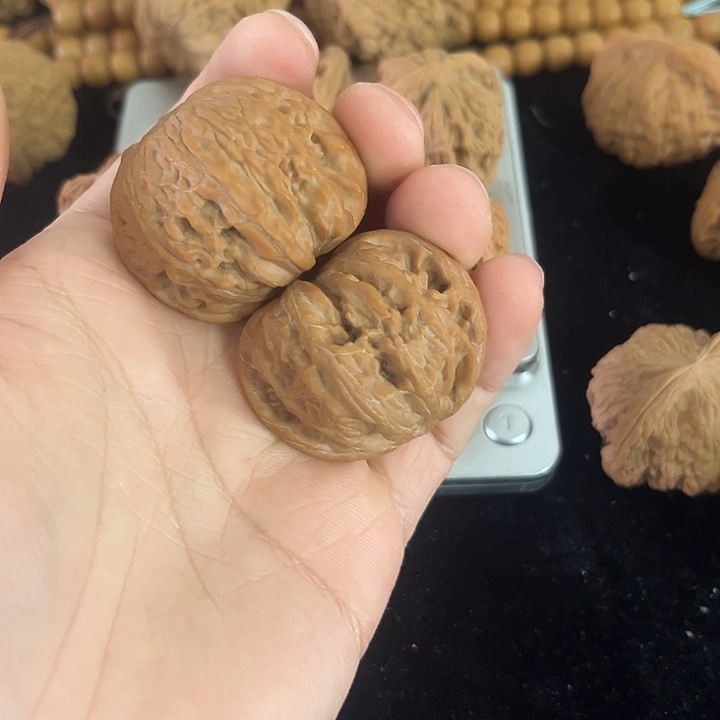 ****雷文玩核桃把件39磨盘，自玩，朋友福利