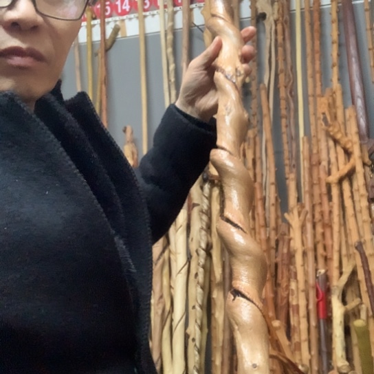 宏***铁匠木盘龙长151厘米