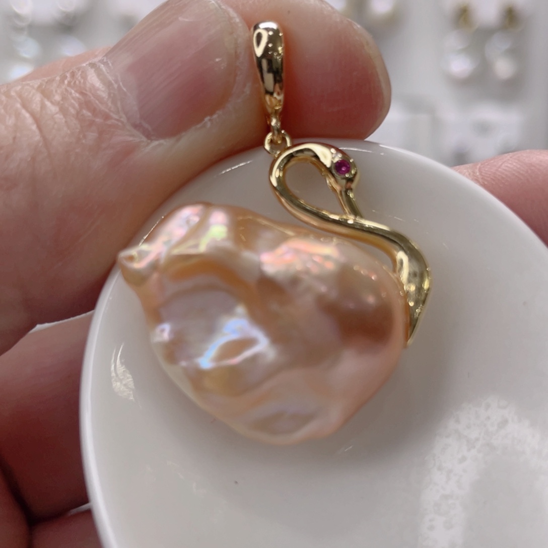 颈饰未镶嵌淡水珍珠