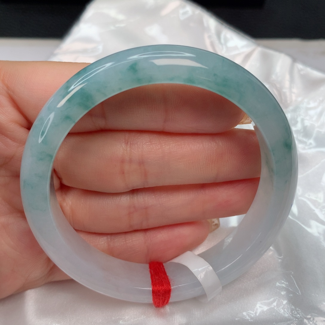 翡翠手镯未镶嵌55-56 飘花