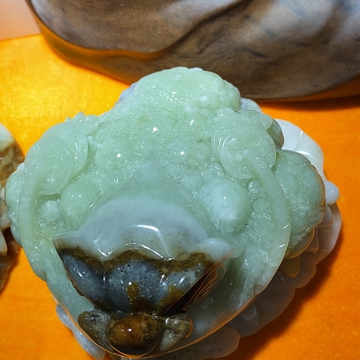 蛇纹石玉摆件合金