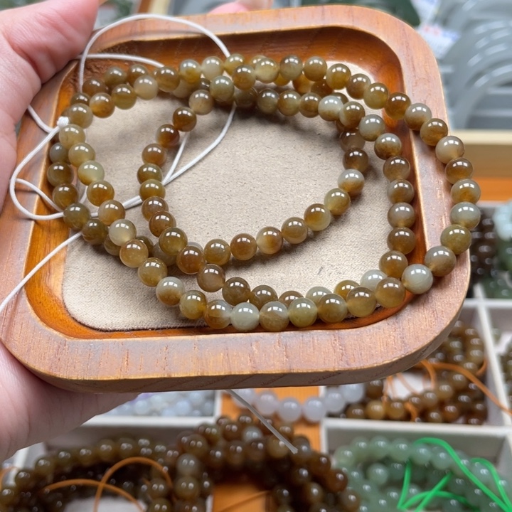 和田玉未镶嵌珠串6mm