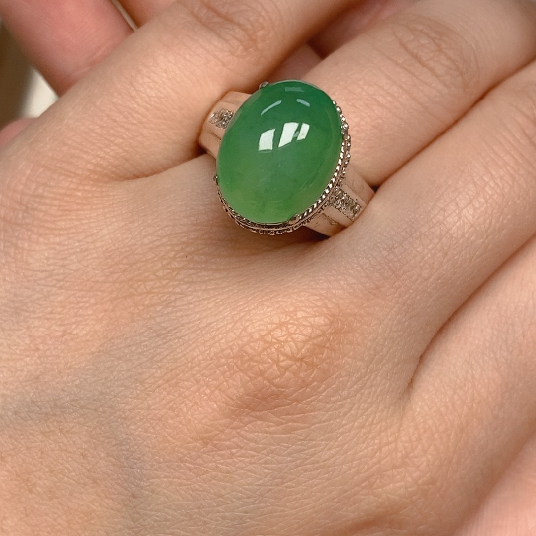 翡翠戒指未镶嵌翡翠