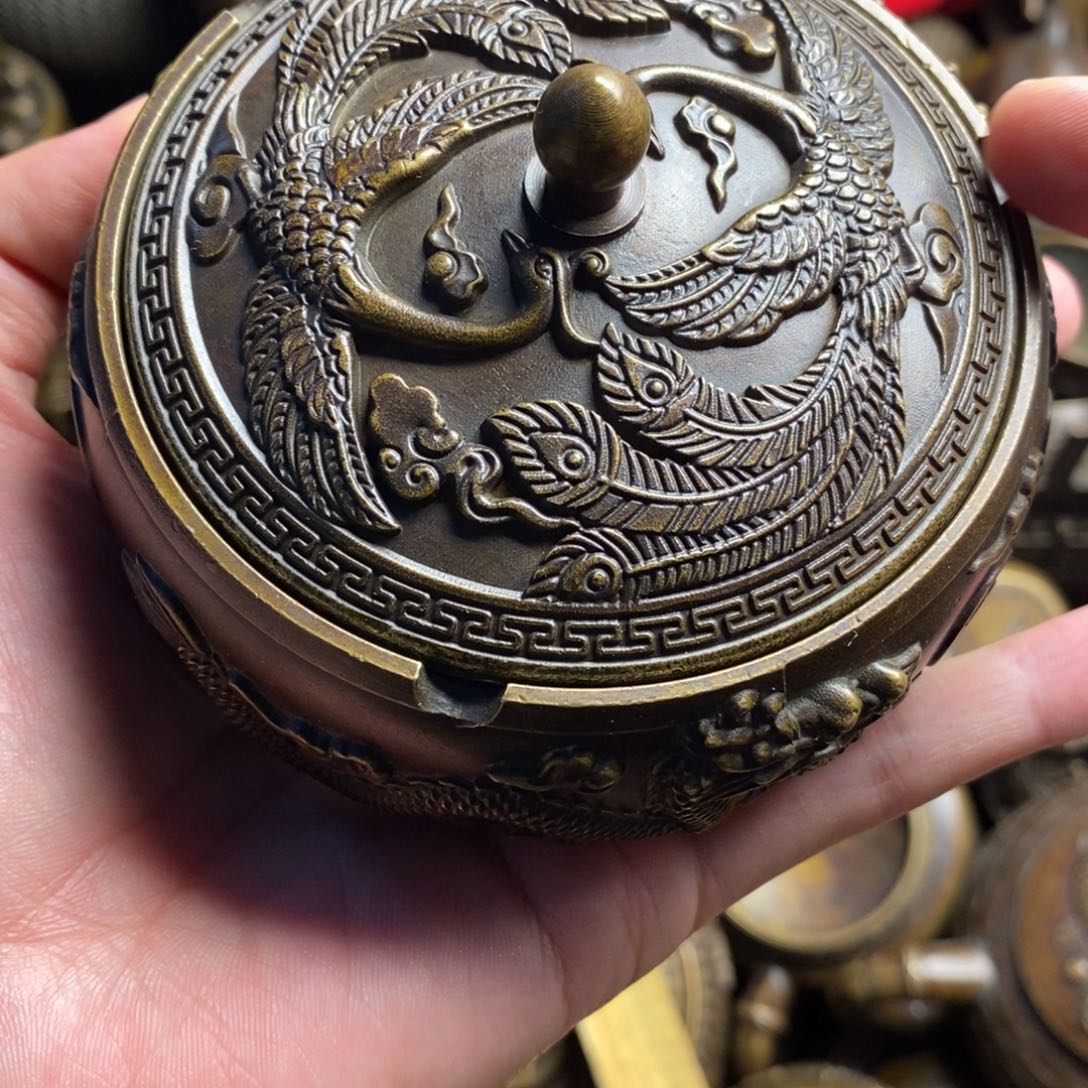 精美铜器做工精良