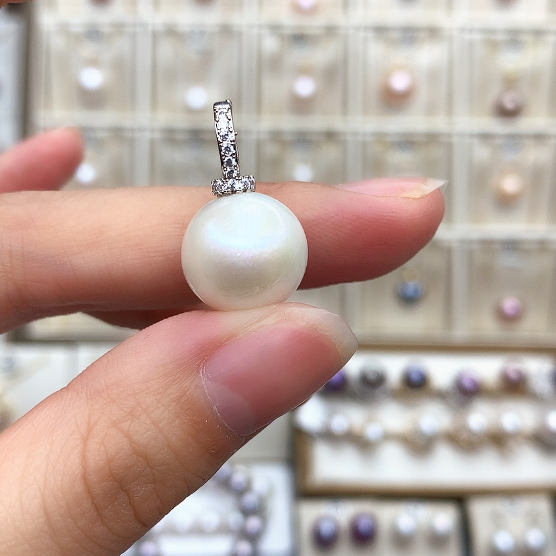 淡水珍珠颈饰合金