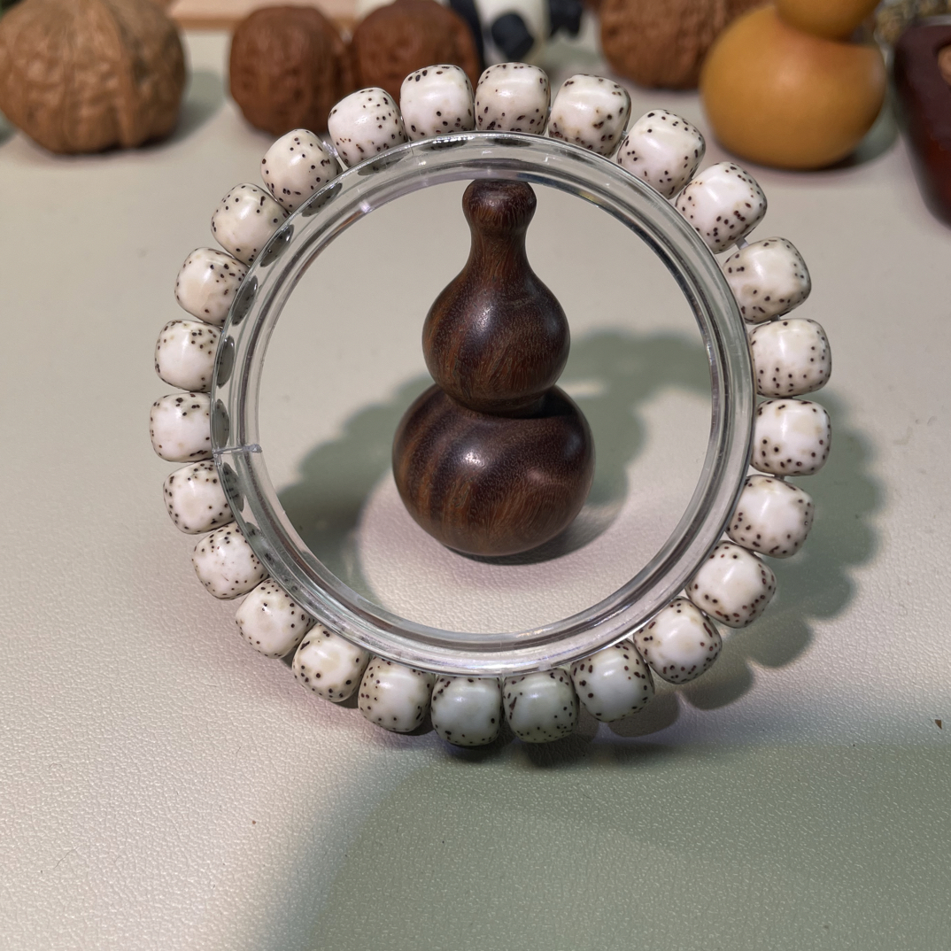 【星月菩提·骨瓷白河豚 】小细星点 精工 男女通用尺寸9左右