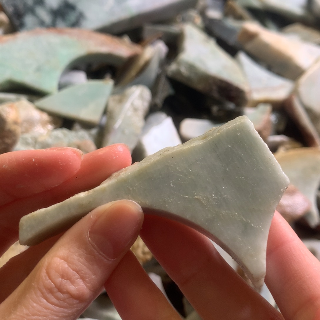 翡翠颈饰未镶嵌缅甸翡翠