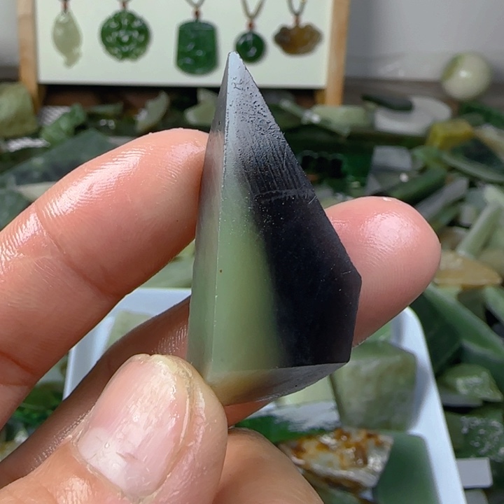 未镶嵌和田玉珠宝半成品