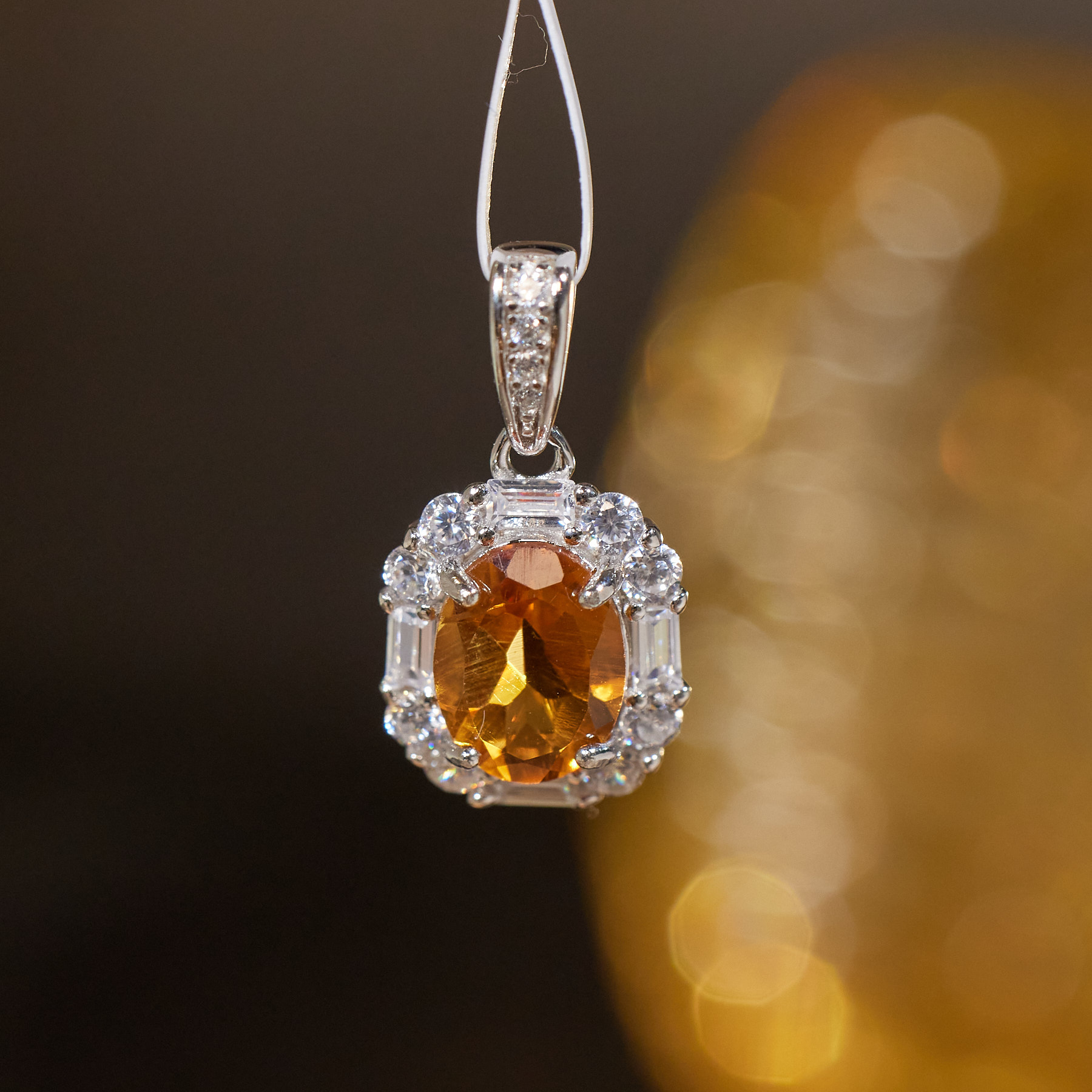 【歪歪】旦形*黄水晶吊坠*925镶嵌W9483