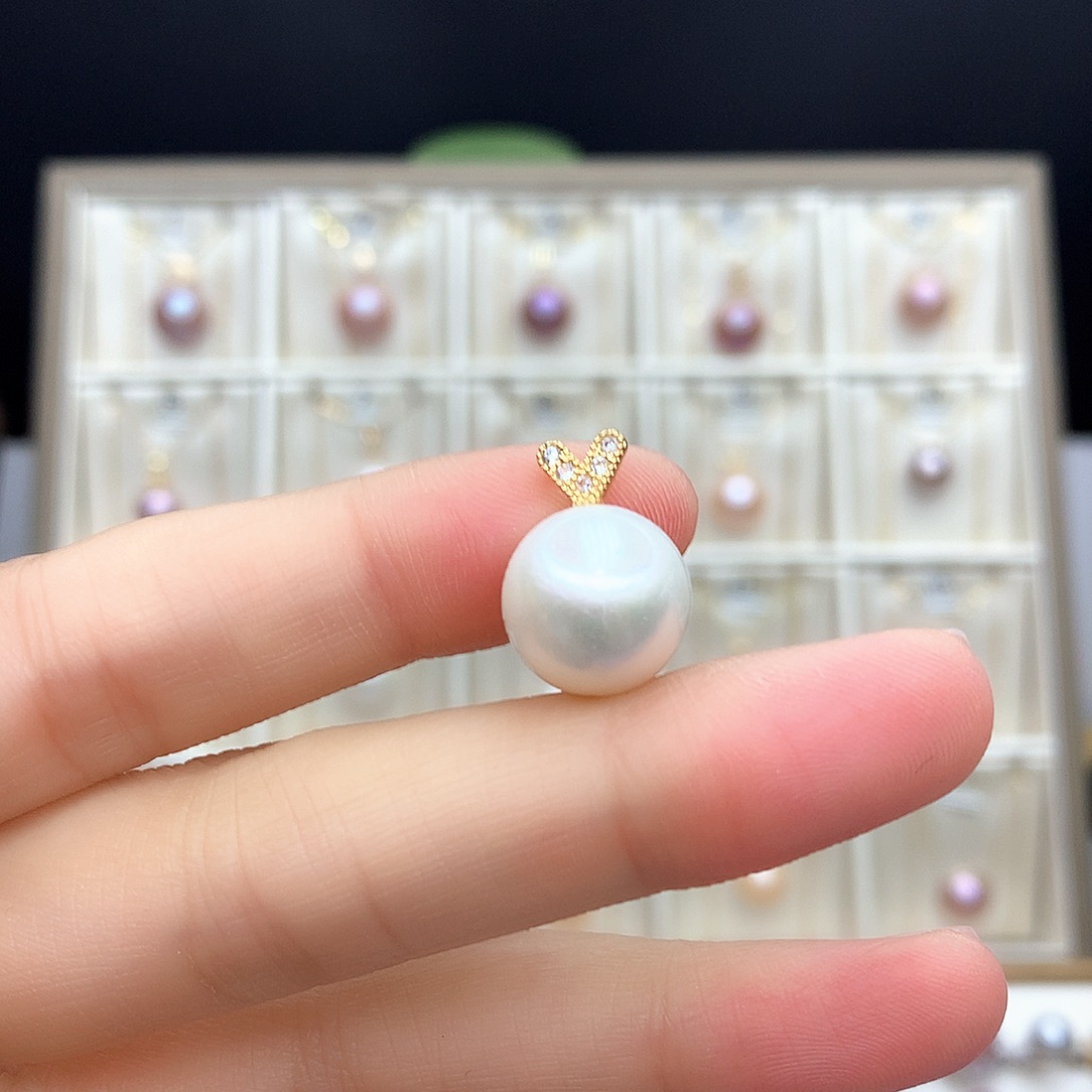 淡水珍珠颈饰合金