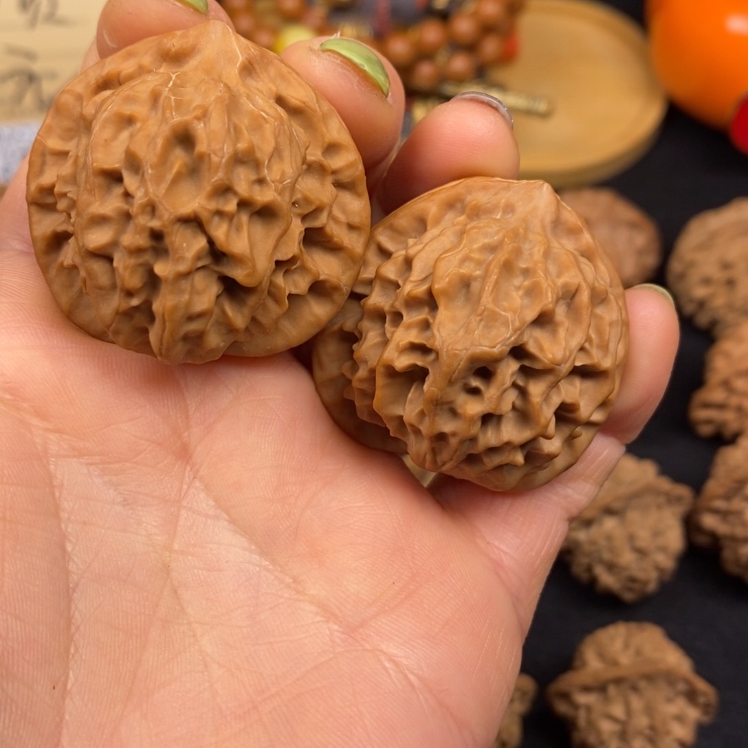 阳秦岭南路口的路口