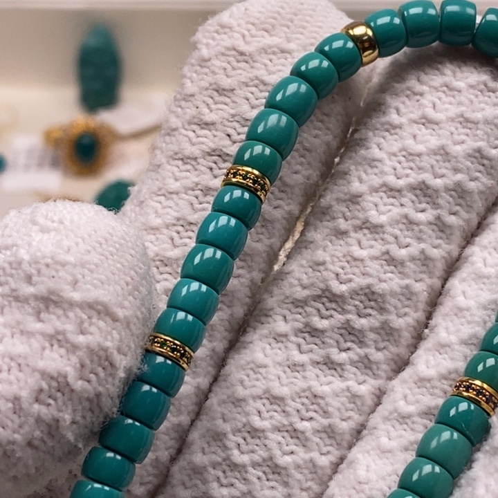 绿松石珠宝奇石18K金镶嵌