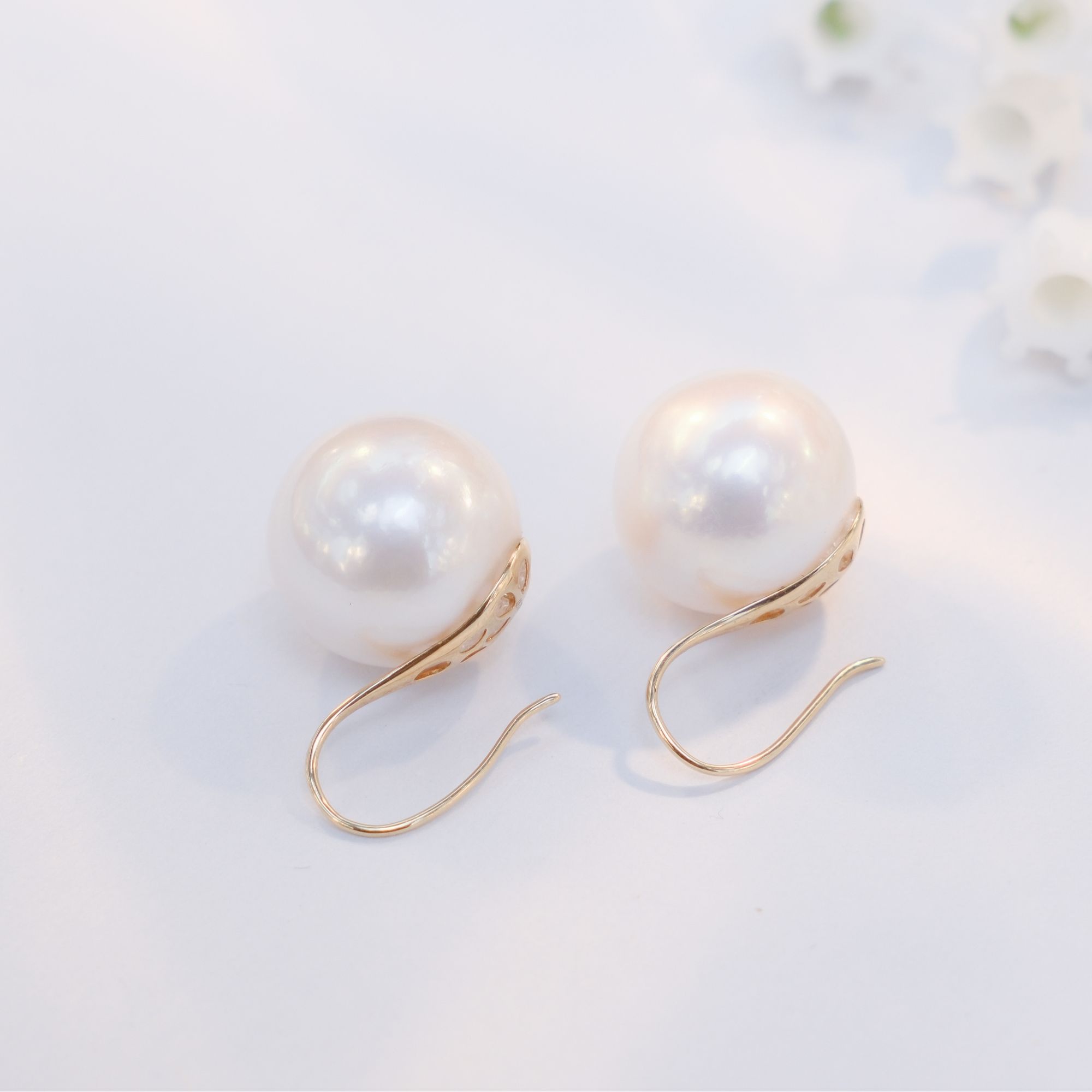 淡水珍珠18k高跟鞋耳钩款13-14mm