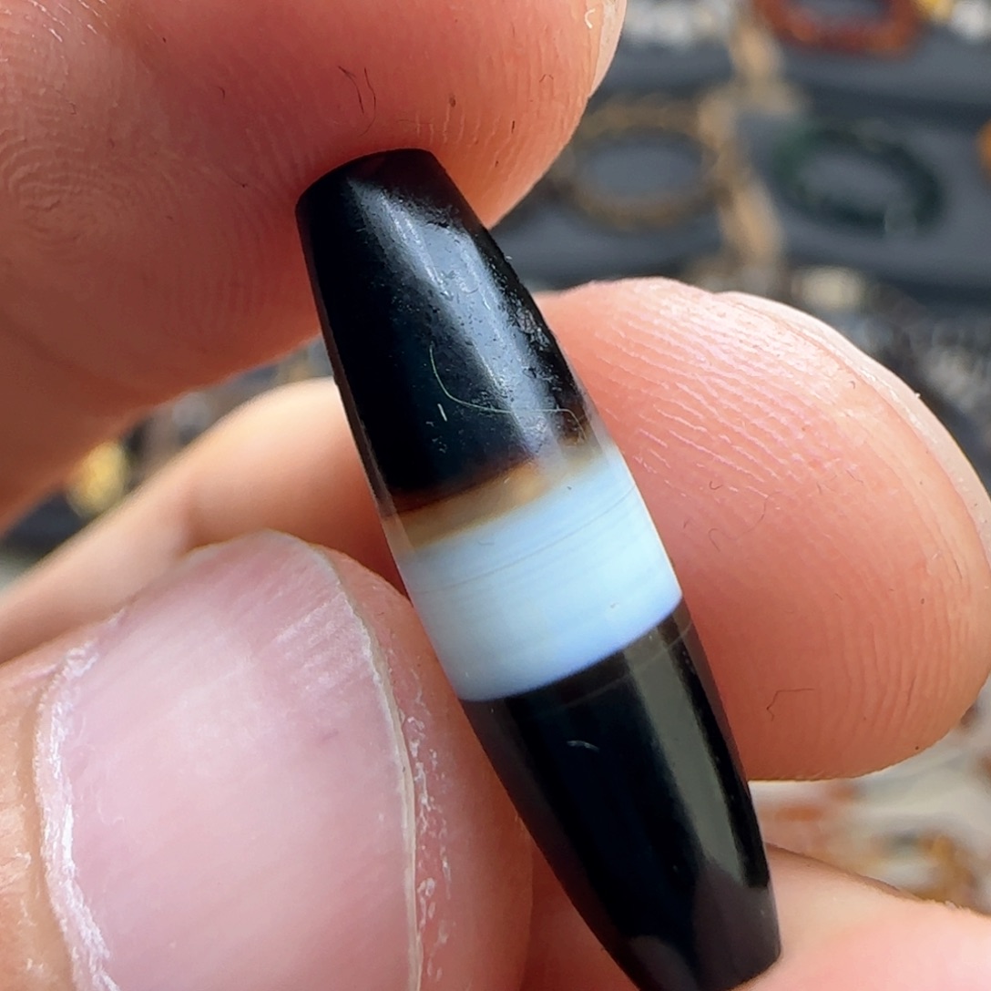 玛瑙/玉髓颈饰合金