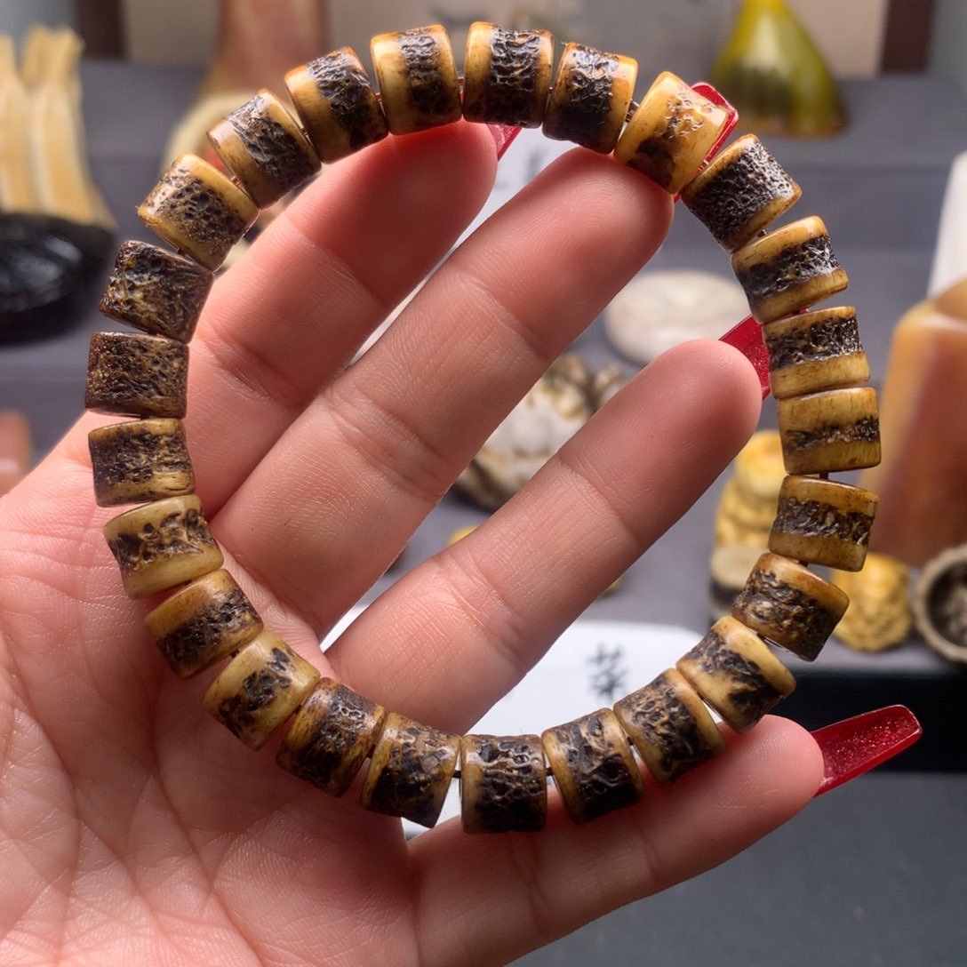 驼骨把件好看牛嘎