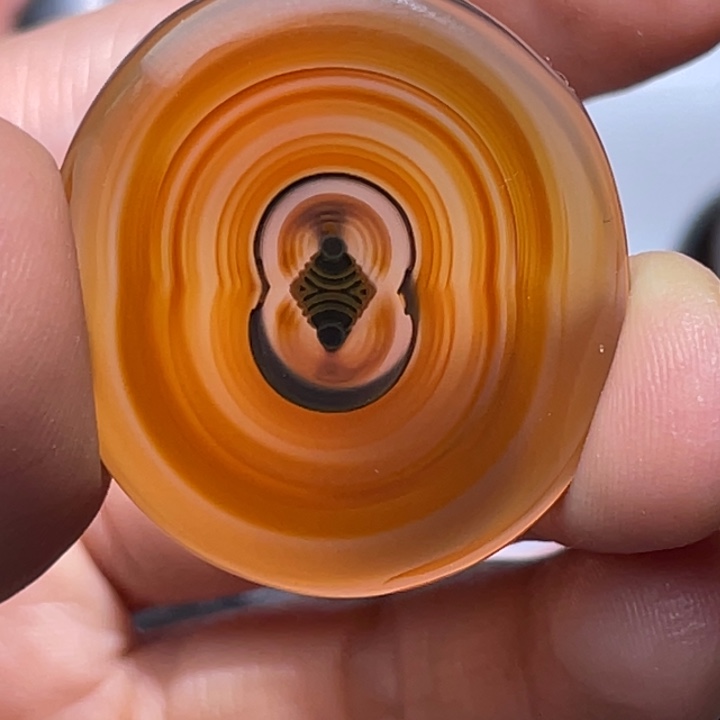 顶***享玛瑙/玉髓未镶嵌项链