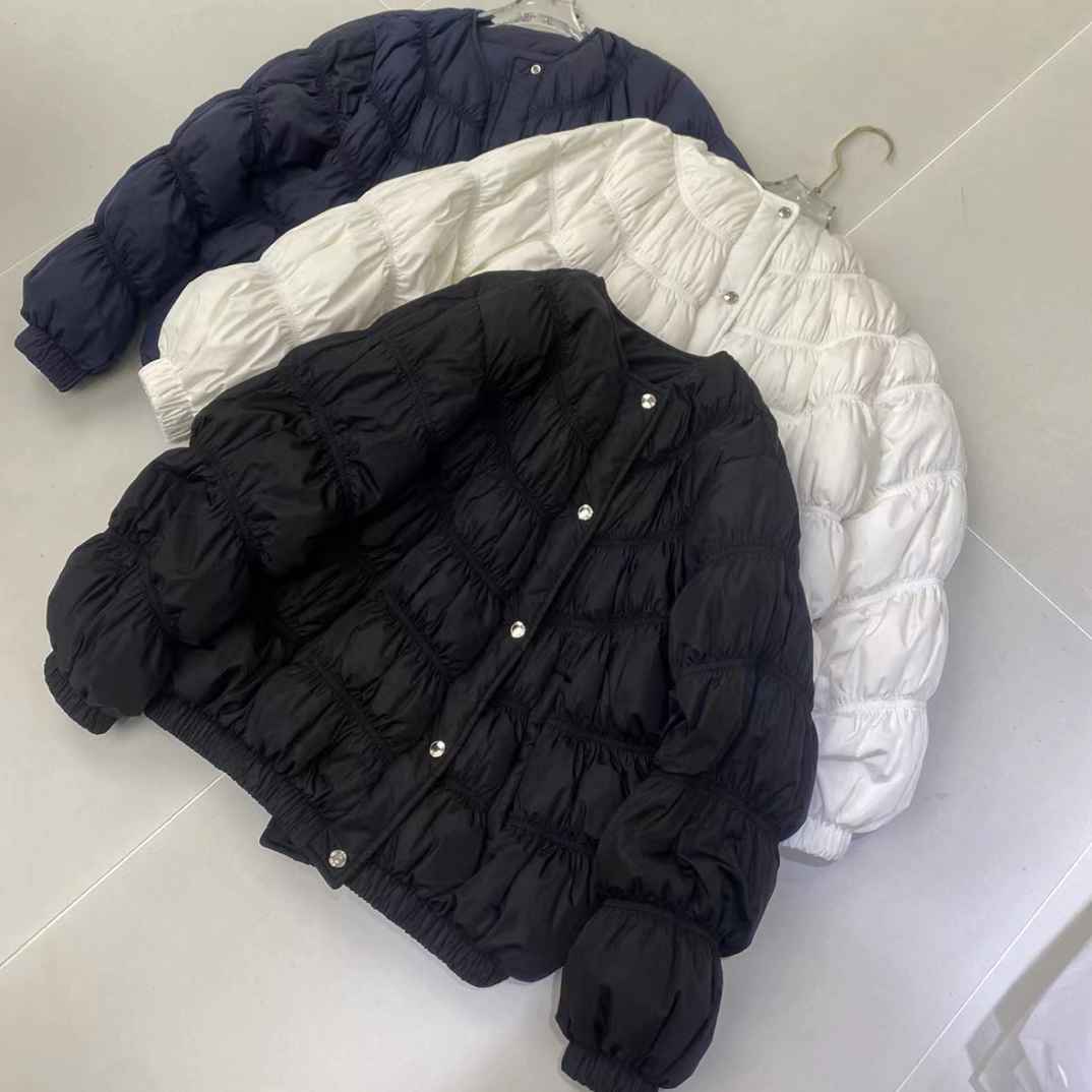 圆领单排扣秋冬保暖宽线条时尚百搭羽绒服-果梓222