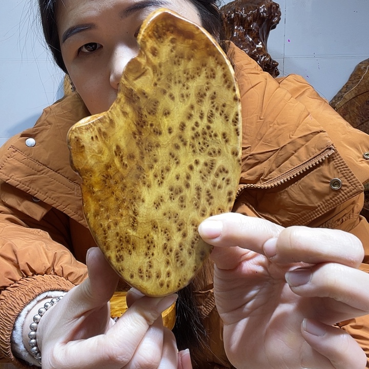 铠***阳香杉干泡干泡干泡