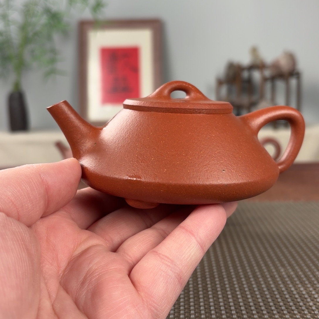 紫砂茶壶大**命微瑕黄龙山原矿紫砂壶