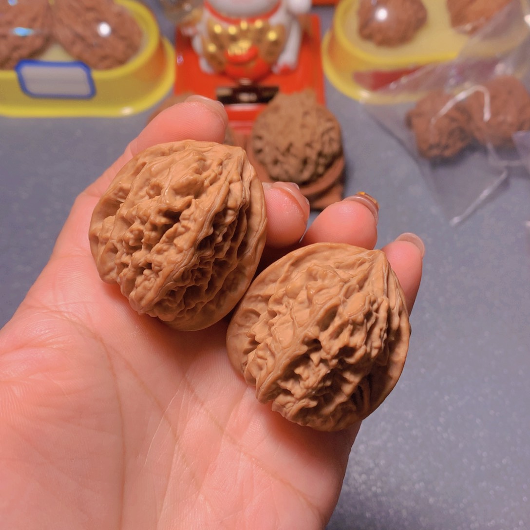 文玩核桃吊坠蛤磨眼38