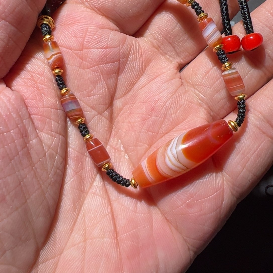 玛瑙/玉髓颈饰未镶嵌