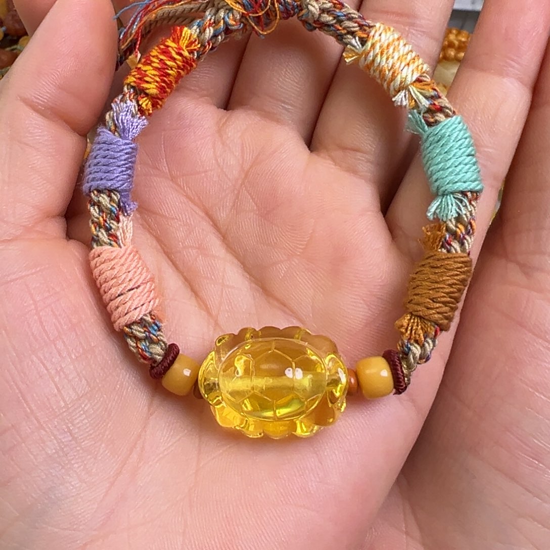 未镶嵌蜜蜡裸石琥珀