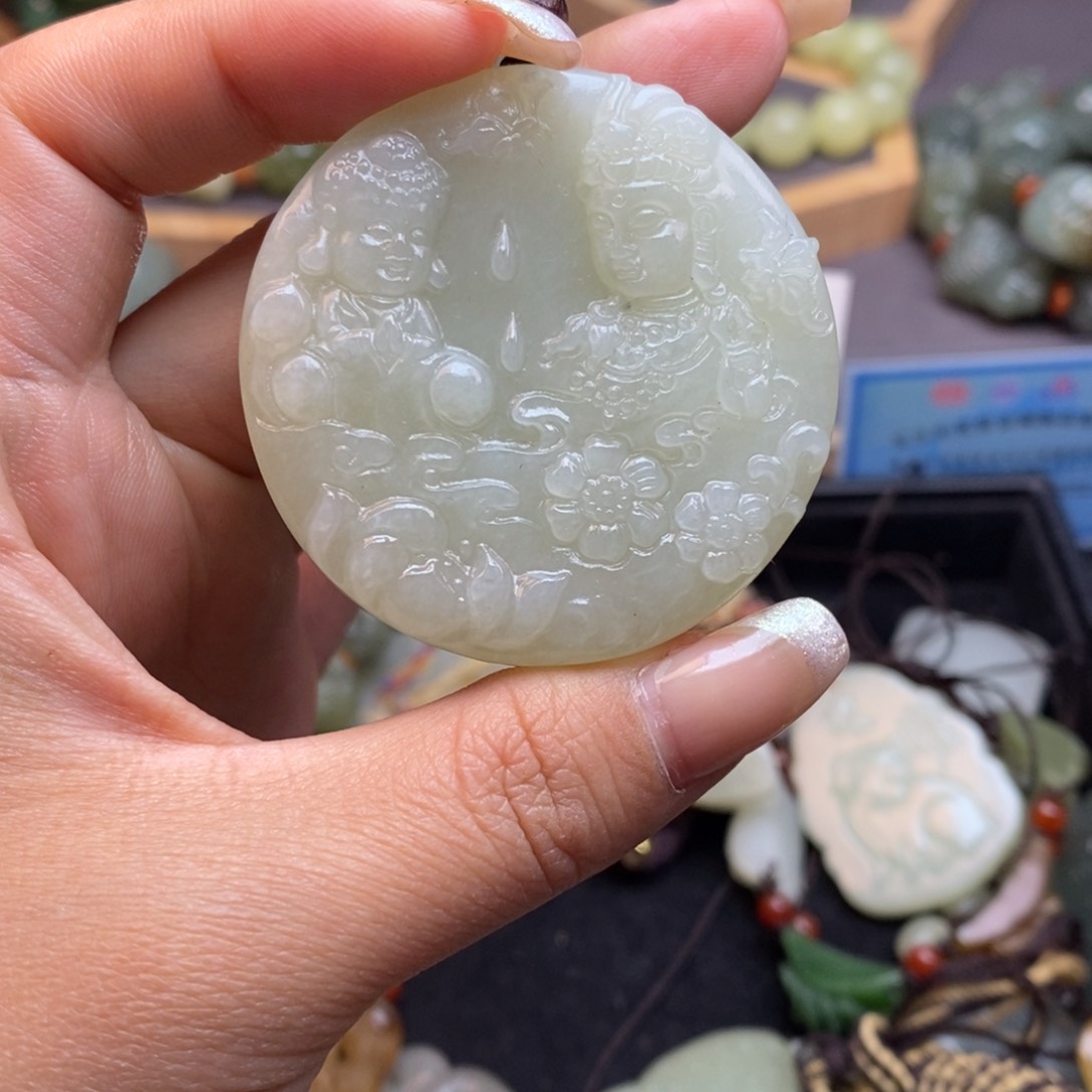 和田玉颈饰未镶嵌