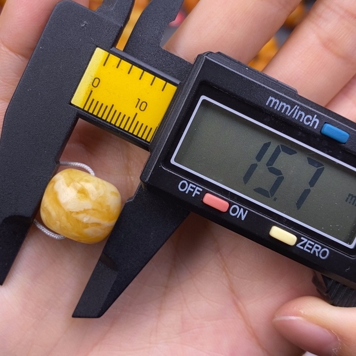 琥珀未镶嵌裸石蜜蜡M