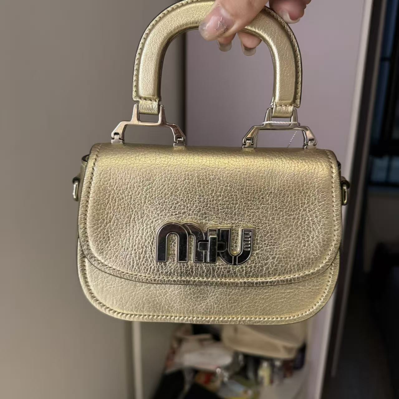 99新 MIU MIU/缪缪 小号金色牛皮单肩包