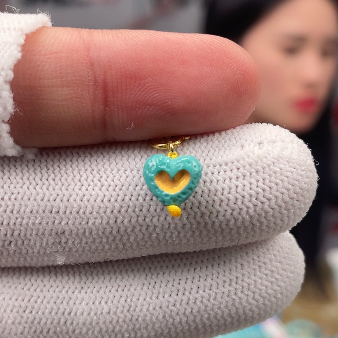 绿松石未镶嵌挂件