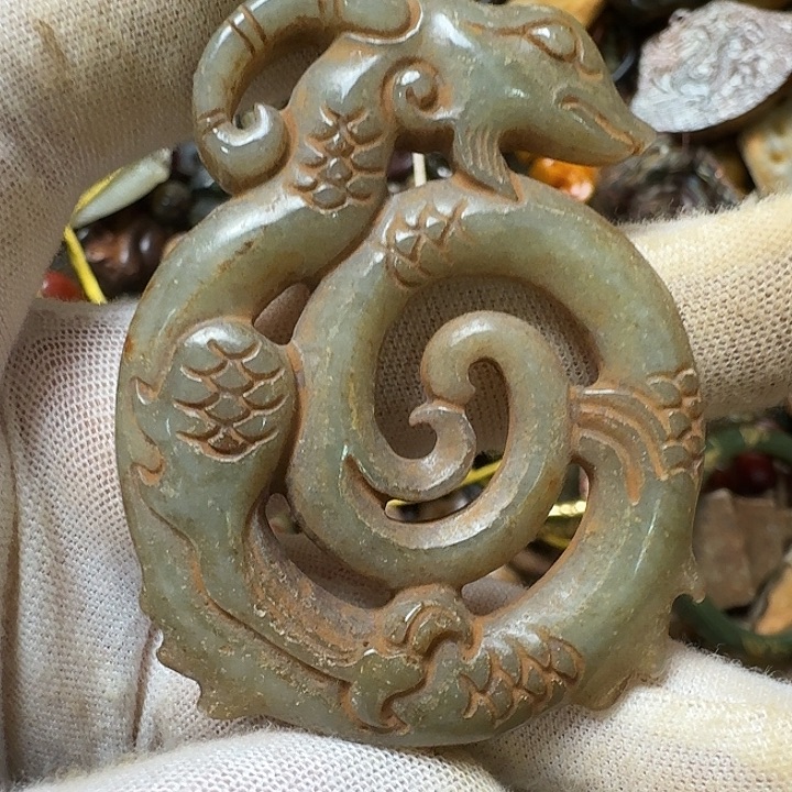 和田玉未镶嵌挂件