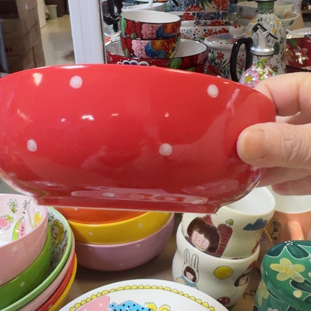 陶瓷6.5英寸红波点面碗一只看图