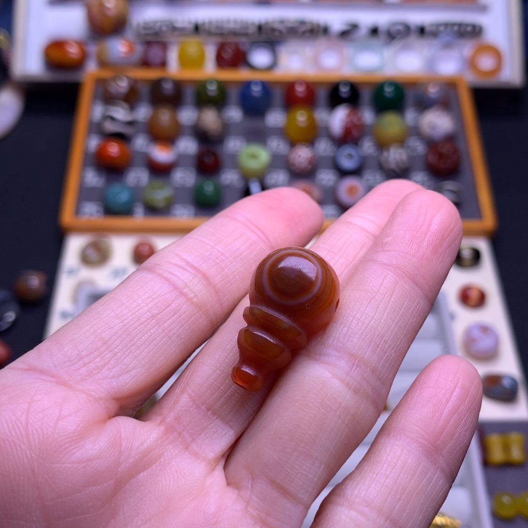 T***i玛瑙/玉髓未镶嵌颈饰