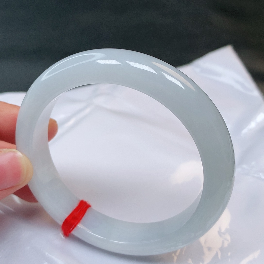 翡翠手镯未镶嵌241号