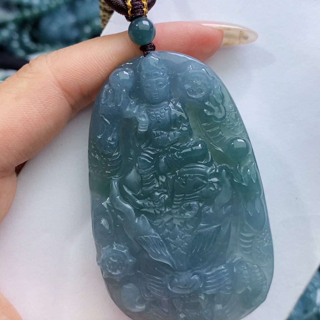 【闪购商品】翡翠颈饰未镶嵌1111111111