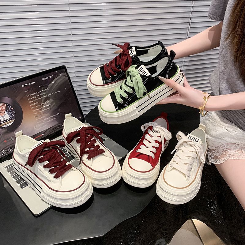 2025新款潮流女鞋帆布鞋轻便软底透气厚底百搭韩版休闲时尚板鞋