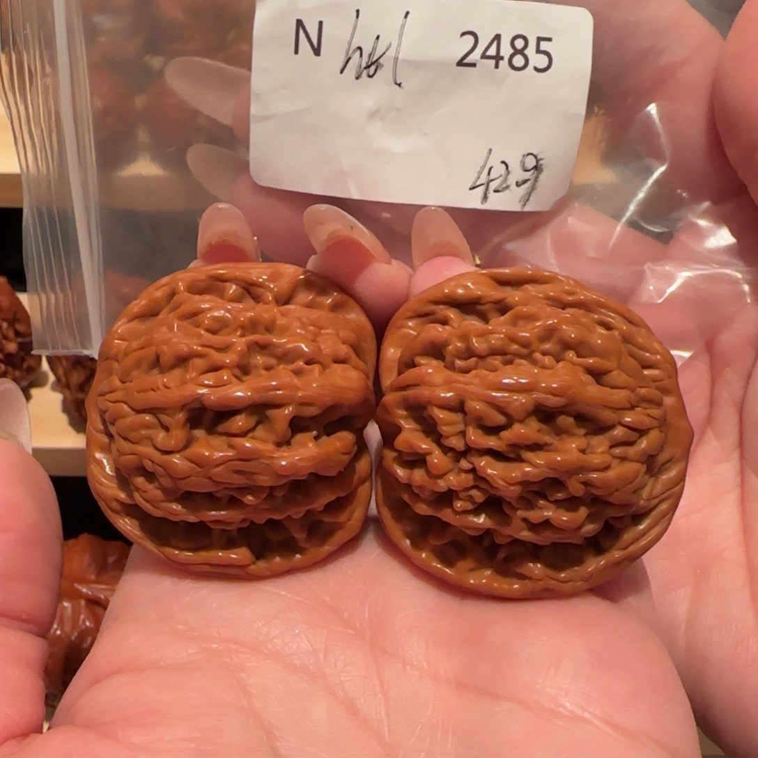 飞***9文玩核桃吊坠麦穗虎头42精品